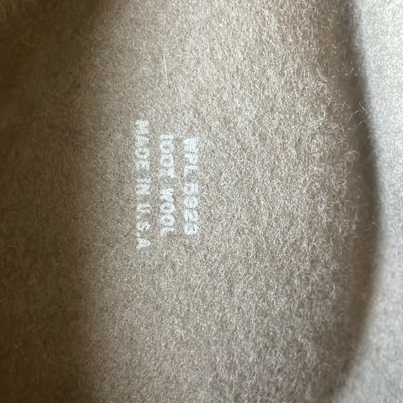 Hat attack felted wool hat - Picture 4 of 6